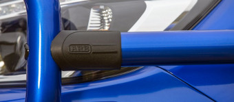 Боковые защитные дуги Summit для Toyota Hilux 2015+ для авто с расширенным кузовом ARB 4414630